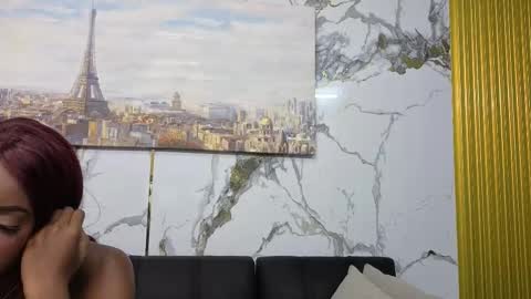 Nahomy  online show from November 17, 2025, 5:41 pm