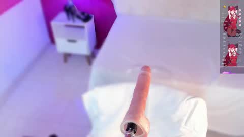 Nahomy Roberts online show from February 19, 2025, 1:17 pm