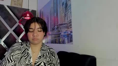 NAILETH online show from December 4, 2025, 11:13 pm