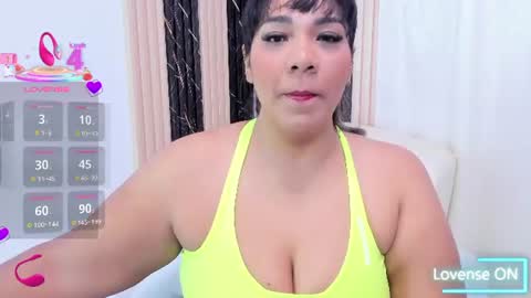 Nailha online show from June 19, 2026, 9:29 pm