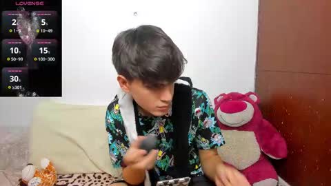 Snapshot of naim_theking chatting on February 9, 2026, 12:58 am N A I M T H E K I N G online show from February 9, 2026, 12:58 am