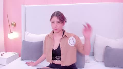 N A I R A online show from June 18, 2026, 10:03 pm