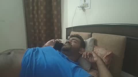 NAIRANANDU28 online show from April 21, 2026, 7:50 pm