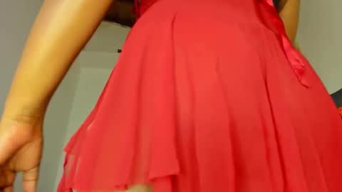 NAJAYLAINDEPENDENT MODEL online show from April 18, 2026, 1:15 pm