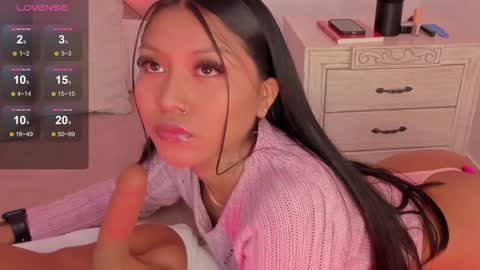 INSTAGRAM  m2221     online show from February 4, 2025, 10:10 am