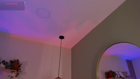 INSTAGRAM  m2221     online show from January 15, 2026, 10:42 am