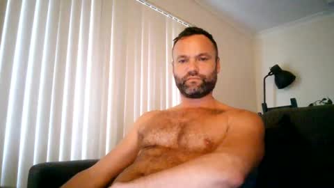 naked_dude25 online show from February 14, 2025, 1:13 am