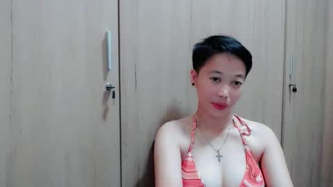 Snapshot of naked_melinda chatting on April 5, 2026, 1:30 pm Melinda online show from April 5, 2026, 1:30 pm