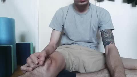 Snapshot of nakedasana chatting on February 16, 2026, 6:59 pm Aleks online show from February 16, 2026, 6:59 pm