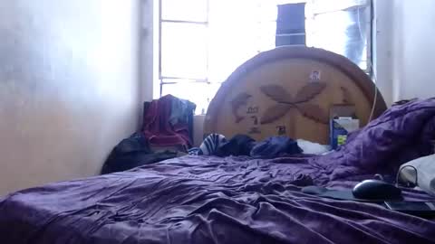 nakedlima online show from April 27, 2026, 5:55 pm