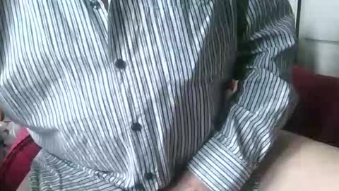 NakedOldGuy online show from November 19, 2025, 2:28 pm