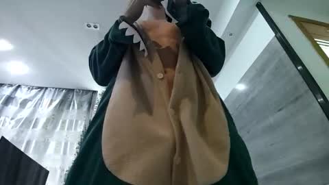 boy online show from April 27, 2026, 2:09 am