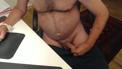 Nakedwanker10 online show from April 22, 2026, 5:10 am
