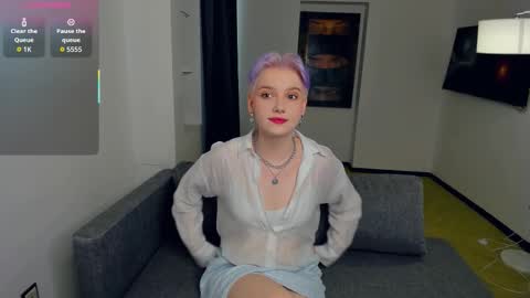 Kate online show from September 12, 2025, 11:21 am