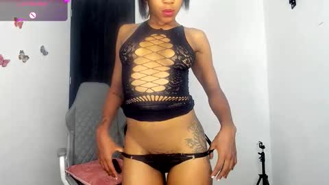 N A L A  NEW instagram nala jordan08 online show from November 19, 2025, 10:10 pm