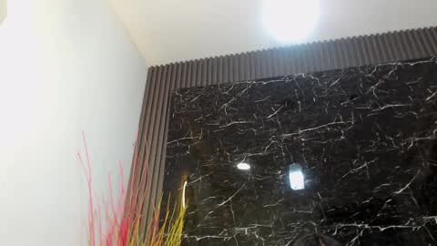 NALAROY online show from December 5, 2024, 10:12 pm