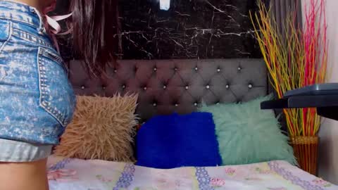 NALAROY online show from January 20, 2025, 3:28 pm