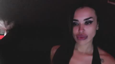 Lady online show from December 1, 2025, 5:40 pm