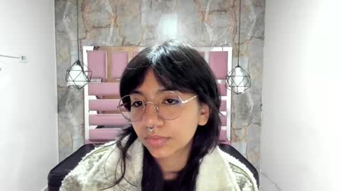 nami_usagi online show from December 24, 2024, 11:17 am