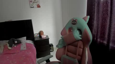 Nami online show from October 21, 2025, 8:53 pm