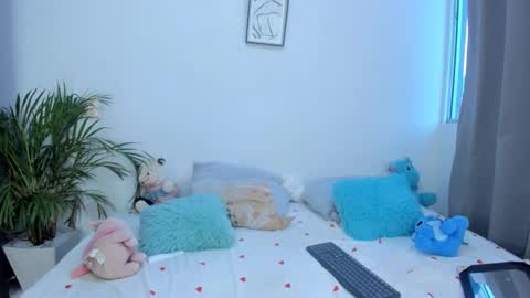 N A M I    -   OF  namibergmant online show from January 18, 2025, 11:00 pm