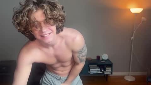 Georges online show from March 10, 2025, 8:12 pm