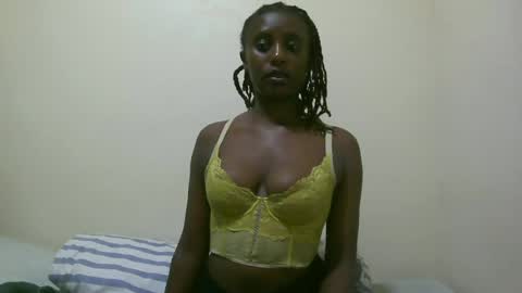 Snapshot of nana2095 chatting on July 1, 2026, 11:37 pm nana2095 online show from July 1, 2026, 11:37 pm