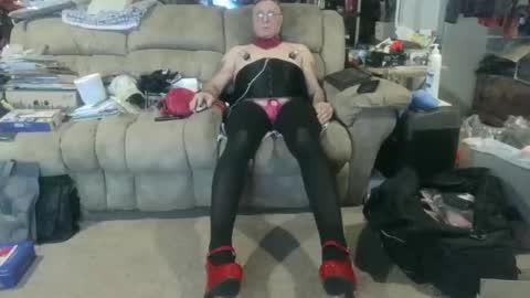 nancyboy_1 online show from November 1, 2025, 10:12 pm