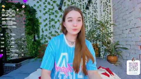 Luna online show from March 4, 2025, 1:06 pm