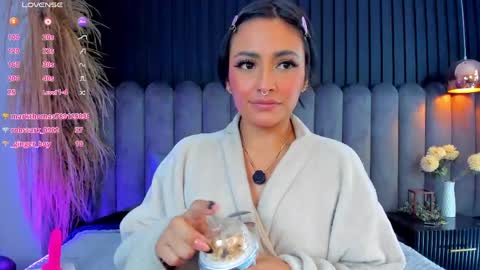 Nanda online show from April 19, 2026, 9:08 am