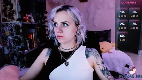 Monday-Friday 12-4 AM and 6-9 AM New York time online show from October 6, 2025, 9:56 pm