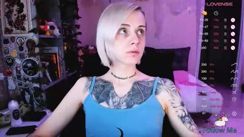 Monday-Friday 12-4 AM and 6-9 AM New York time online show from October 21, 2025, 9:32 am