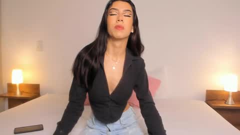 nany_model25 online show from February 21, 2025, 1:55 pm