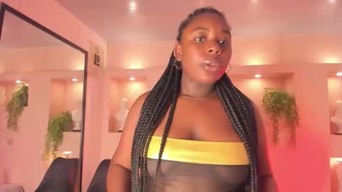 nanymoreno online show from September 19, 2025, 12:39 pm