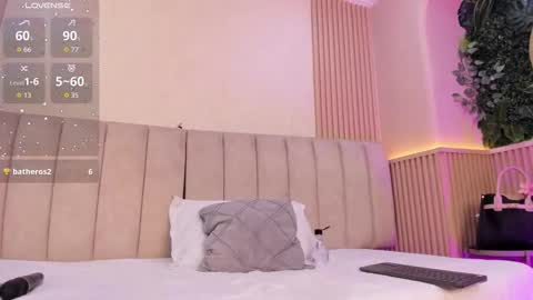 Naomi online show from March 25, 2026, 2:01 pm