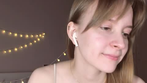 Naomi online show from April 11, 2026, 6:23 pm