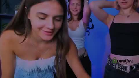 Snapshot of naomi_perl chatting on July 20, 2026, 10:39 am Naomi online show from July 20, 2026, 10:39 am
