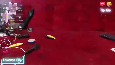 naomi_powel online show from September 19, 2025, 3:56 pm