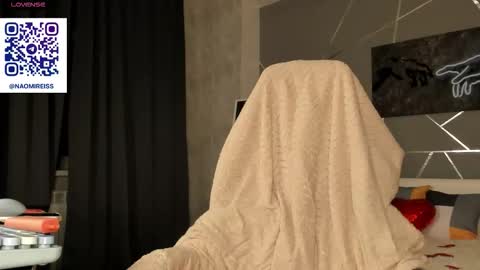 naomi_reiss online show from March 5, 2026, 11:45 pm