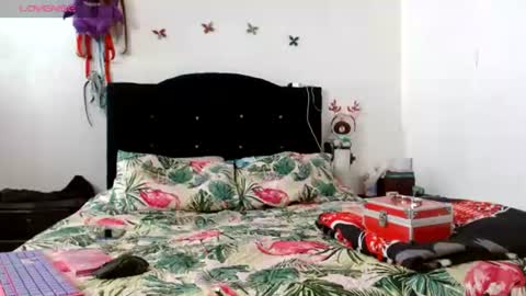 Naomi online show from June 19, 2026, 4:11 pm