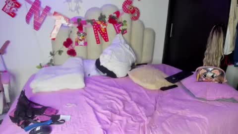    online show from February 6, 2025, 6:56 pm