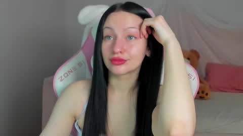 Naomi online show from March 7, 2026, 5:26 am