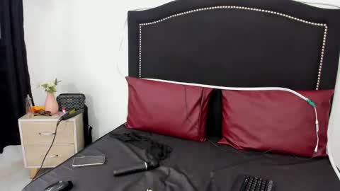 Snapshot of naomidirty_ chatting on March 12, 2026, 1:50 pm naomidirty_ online show from March 12, 2026, 1:50 pm