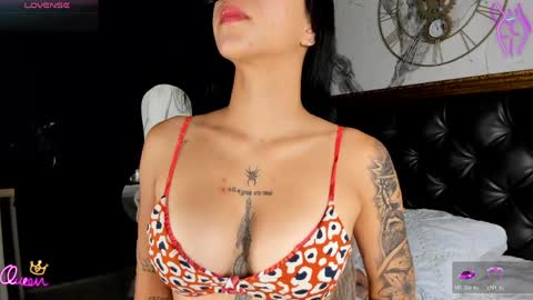 Naomi Frost online show from April 21, 2026, 12:11 pm