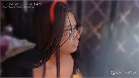 Naomi online show from December 8, 2024, 7:11 pm