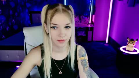 naomihita online show from April 21, 2026, 6:31 am