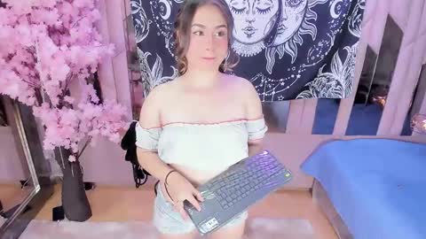     online show from December 14, 2025, 9:19 pm