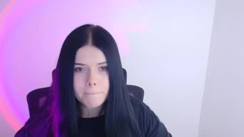 Naomi online show from October 7, 2025, 5:21 pm