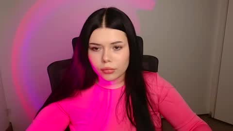 Naomi online show from October 16, 2025, 6:42 pm