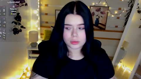 Naomi online show from February 19, 2026, 9:22 pm